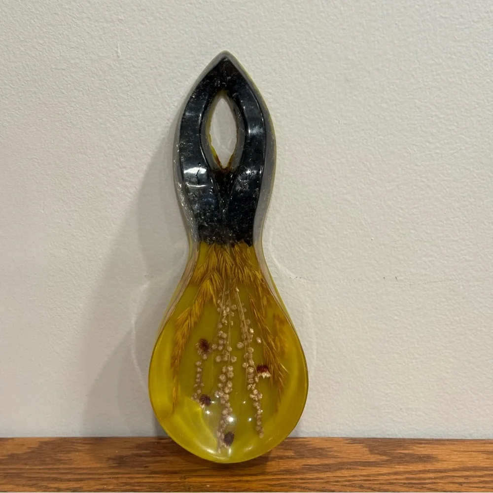 N/A beautiful resin